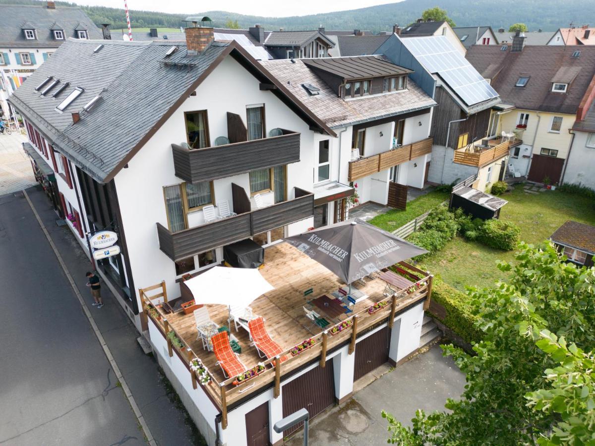 Jägerhof Hotel *