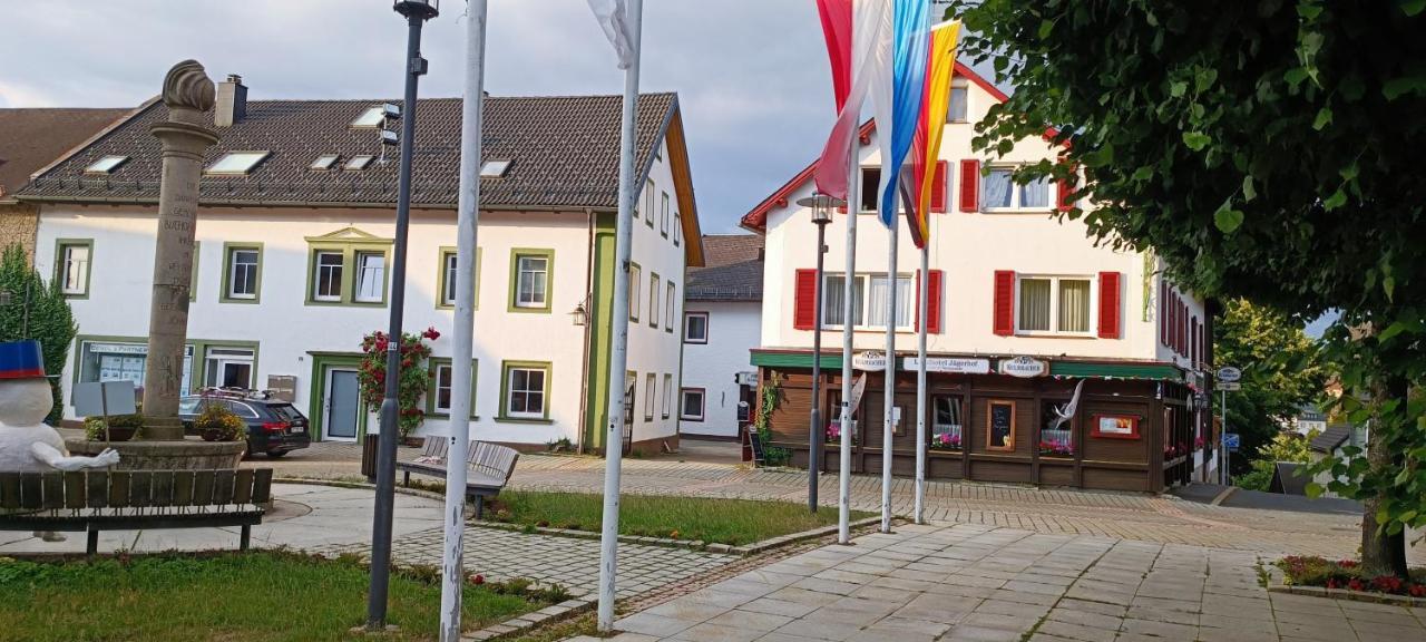 Jägerhof Hotel *